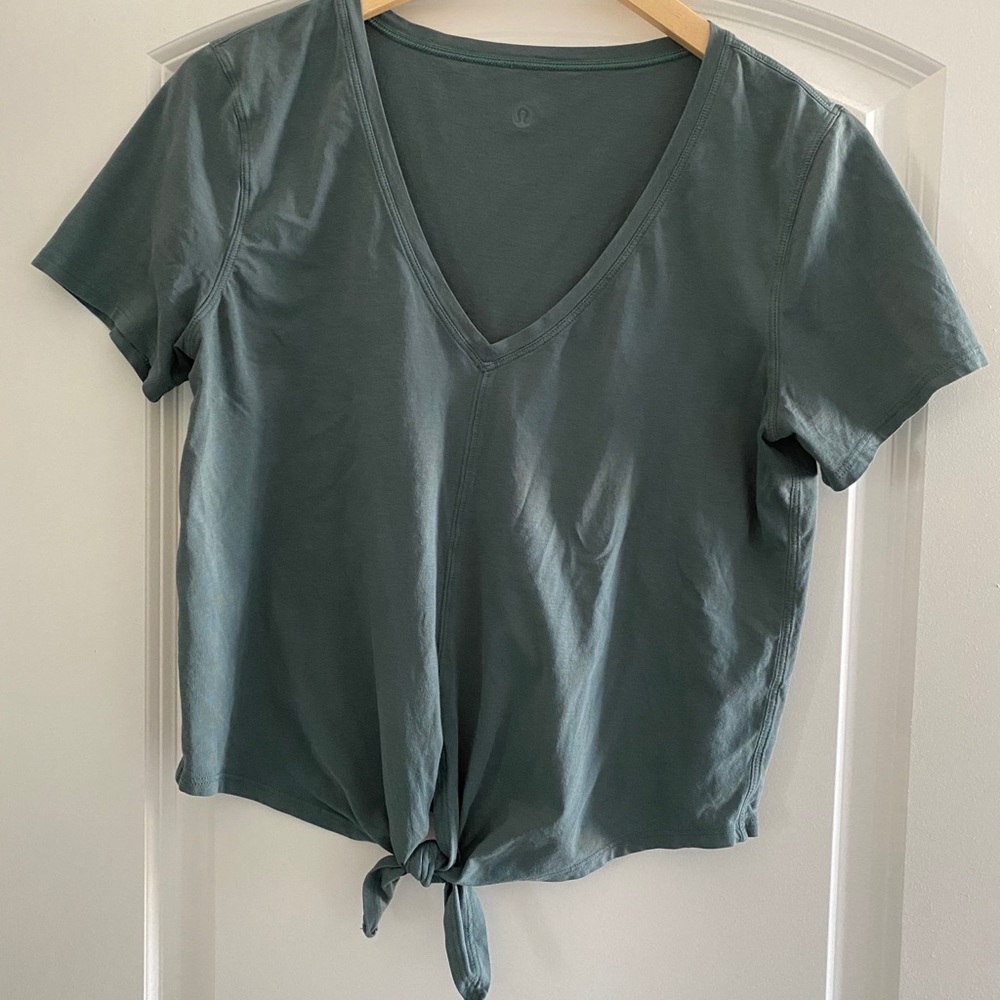 COPY - Lululemon short sleeve